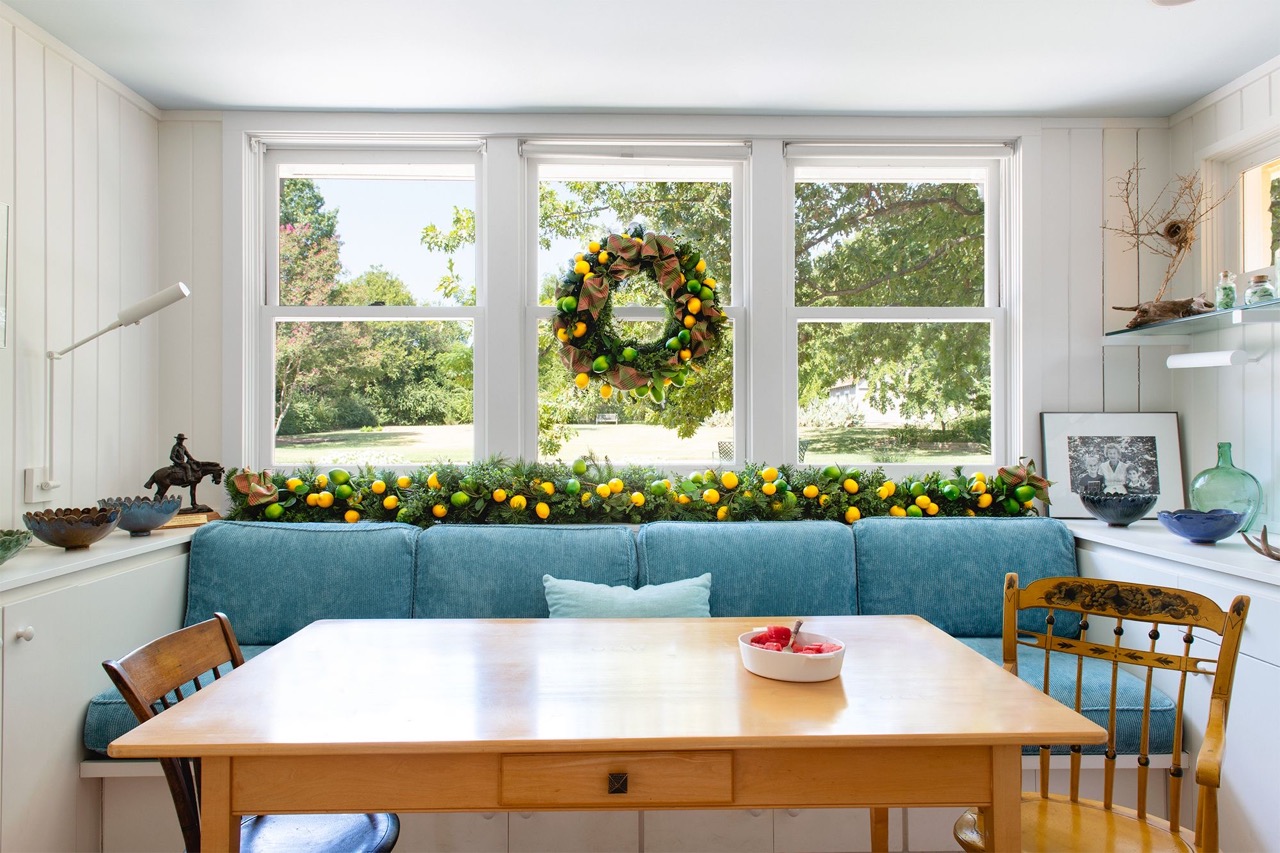 Christmas Window Decor Ideas: 20 Festive Ideas You’ll Love