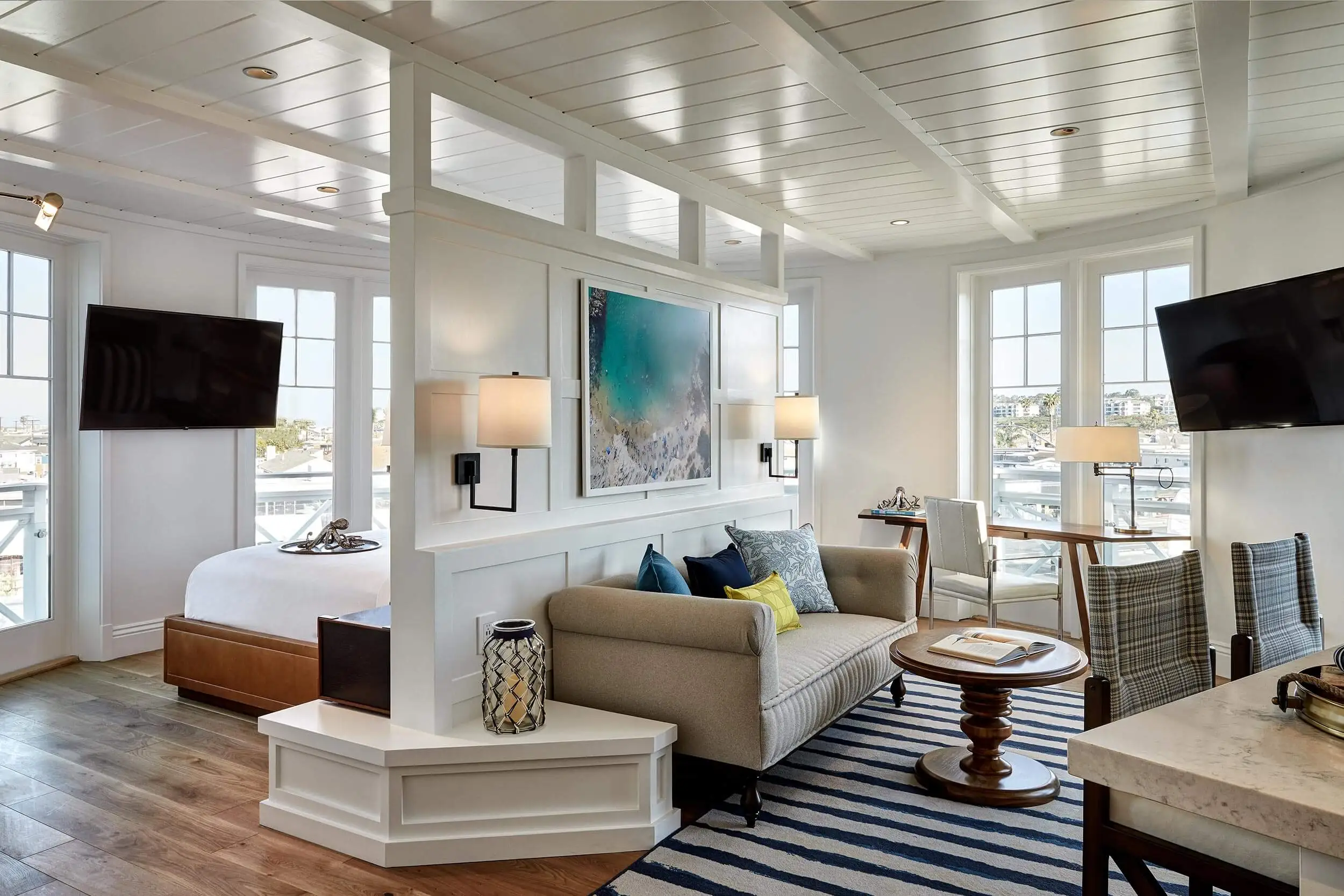 Coastal Living Room Ideas: 15 Rules For Modern Coastal Decor