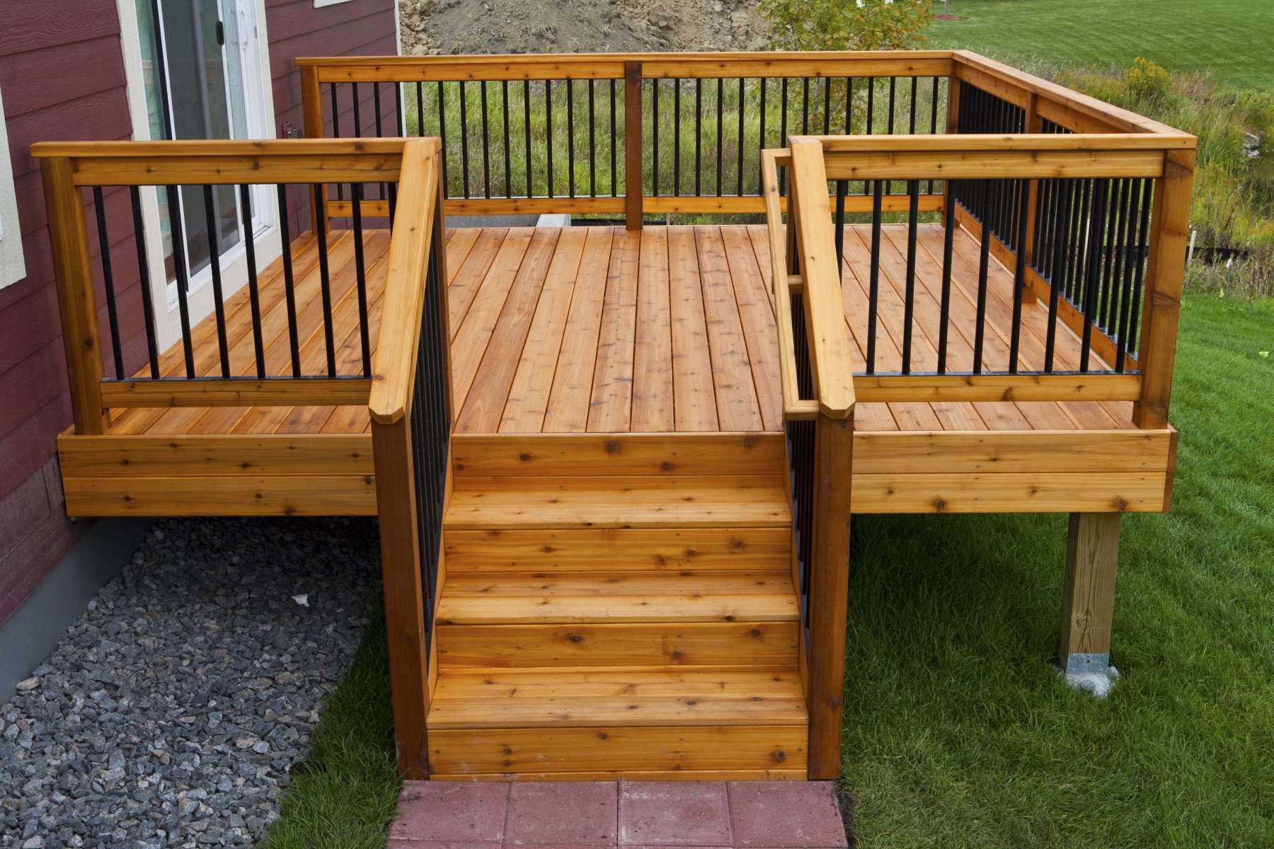 Deck Railing Ideas: Materials And Styles For Every Garden