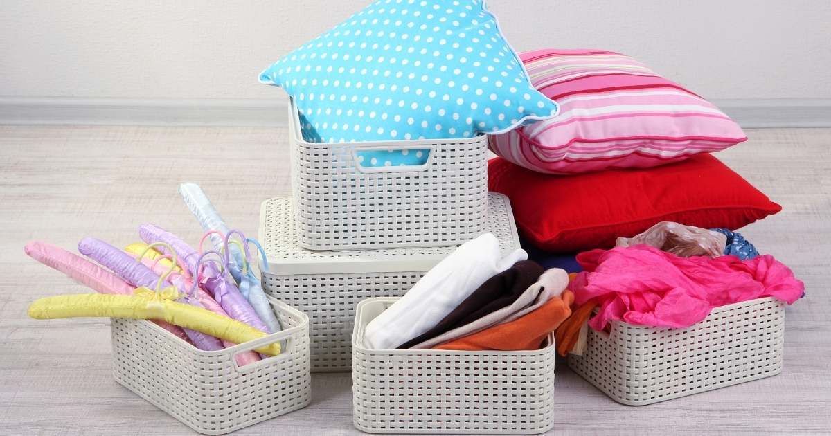 Decluttering Mistakes: 10 Howlers Organizers Urge Us To Avoid