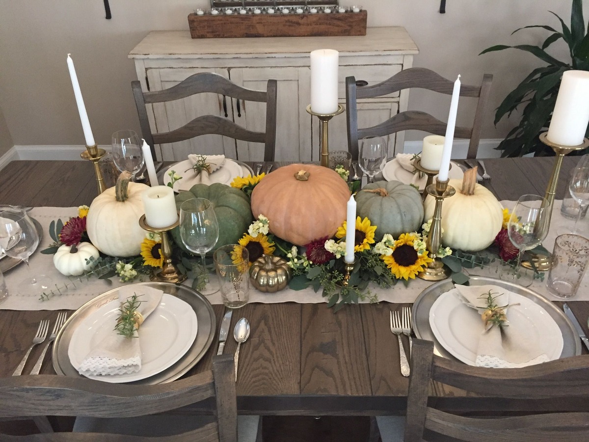 Fall Table Decor Ideas – 22 Stunningly Seasonal Tablescapes