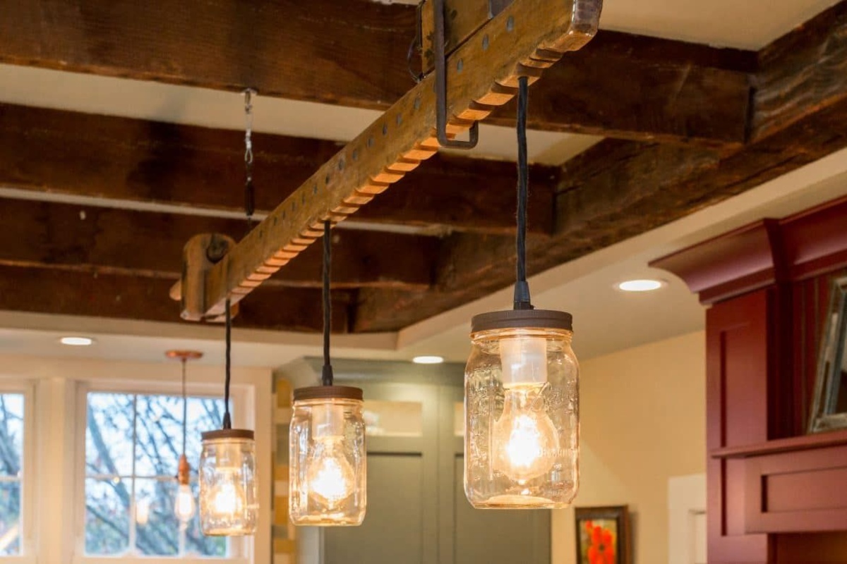 Farmhouse Kitchen Lighting Ideas: 25 Bright, Homey Spaces