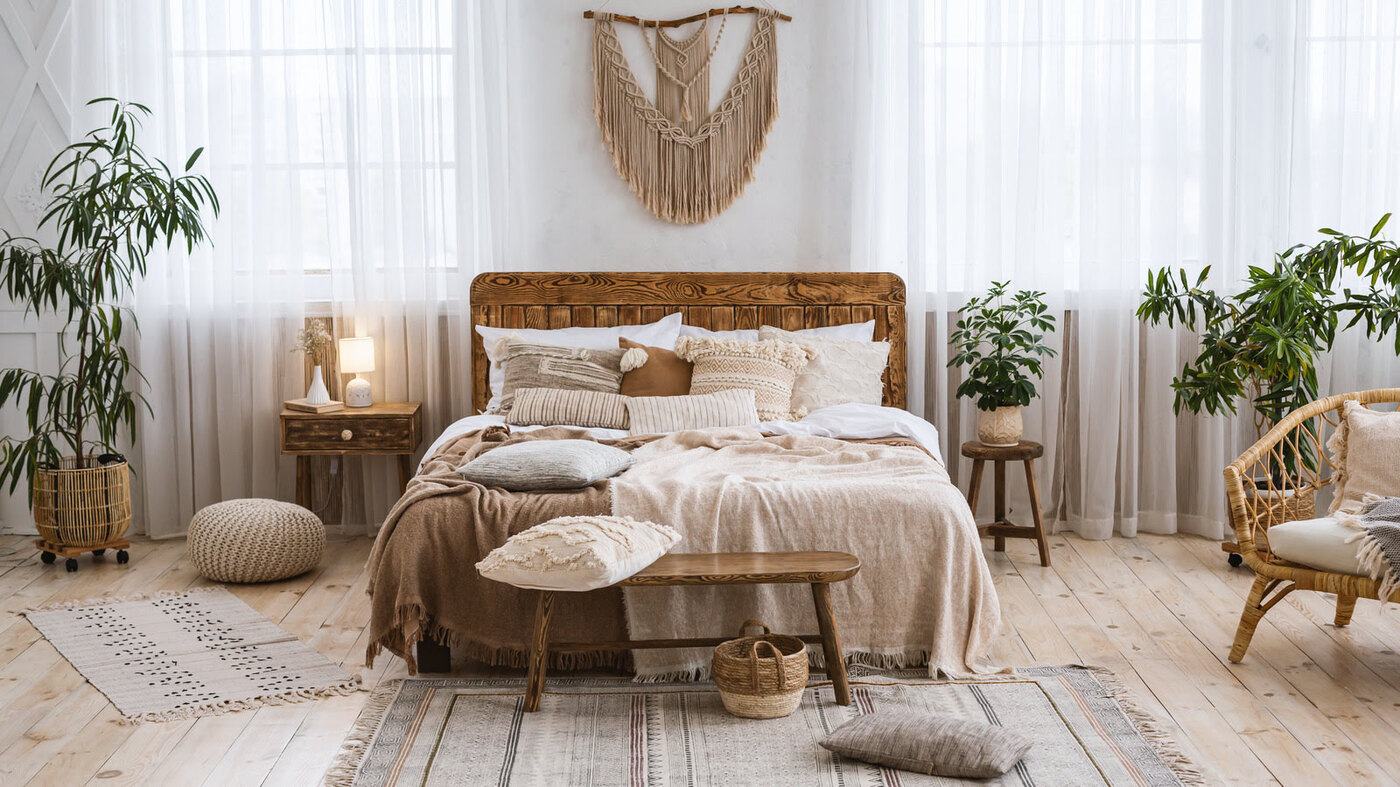 Feng Shui Bedroom Layout: 8 Ways To Layout A Rejuvenating Space