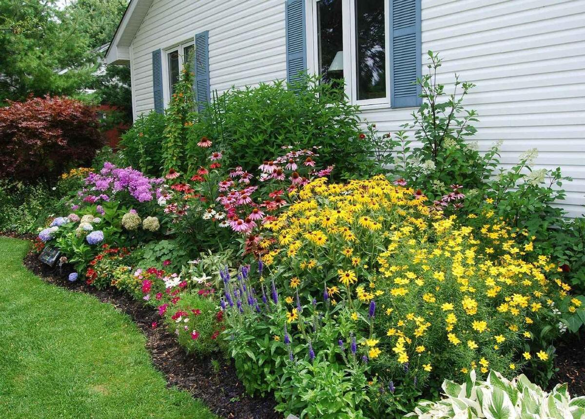 Front Yard Cottage Garden Ideas: 13 Pretty Cottage Front Yards