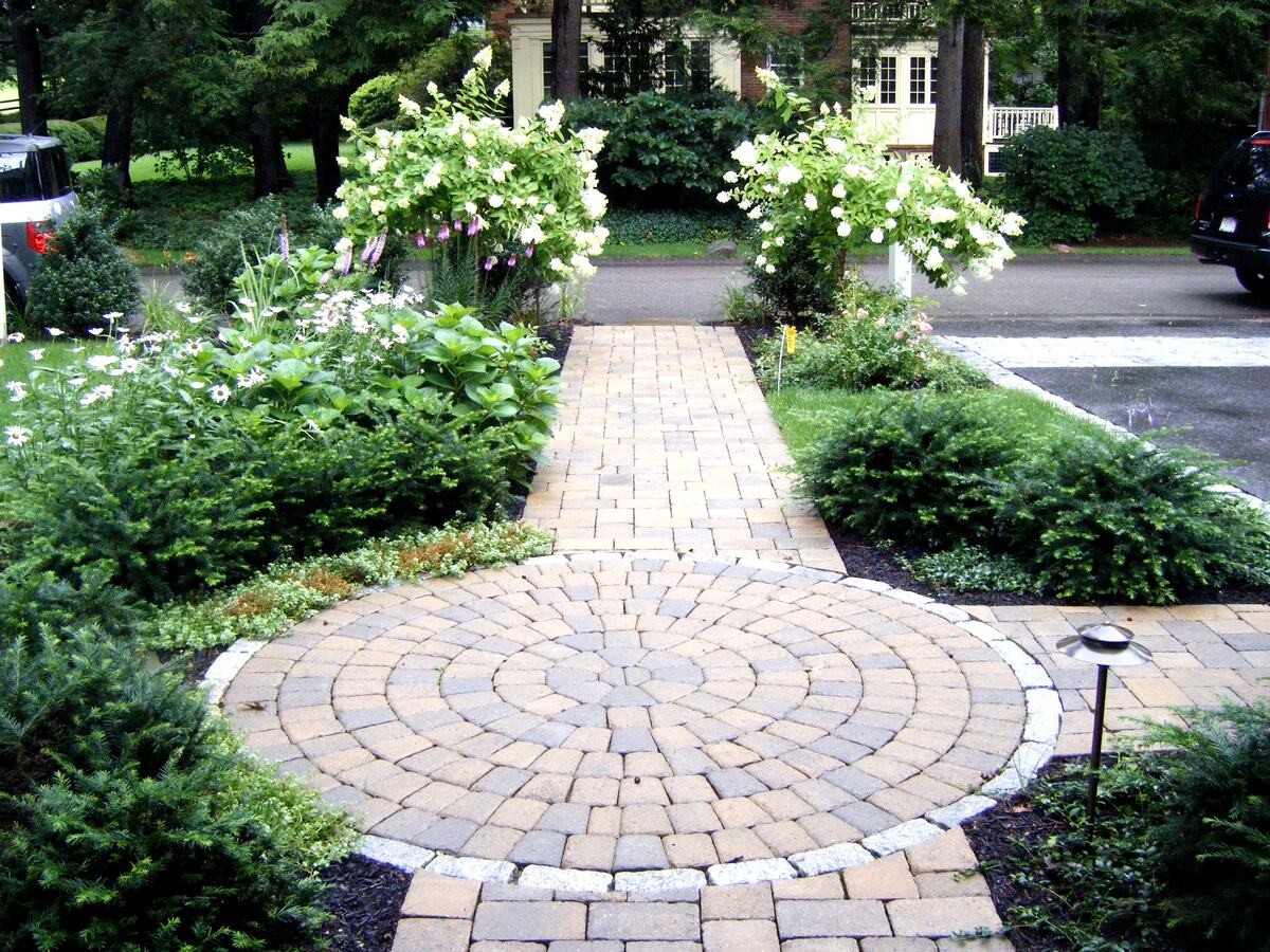 Front Yard Walkway Ideas: 15 Ways To Enhance Your Home
