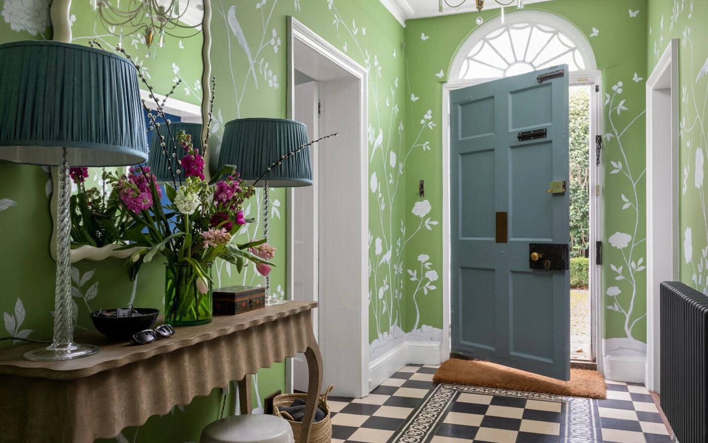 Green Hallway Ideas: 10 Designs For A Refreshing, Natural Space