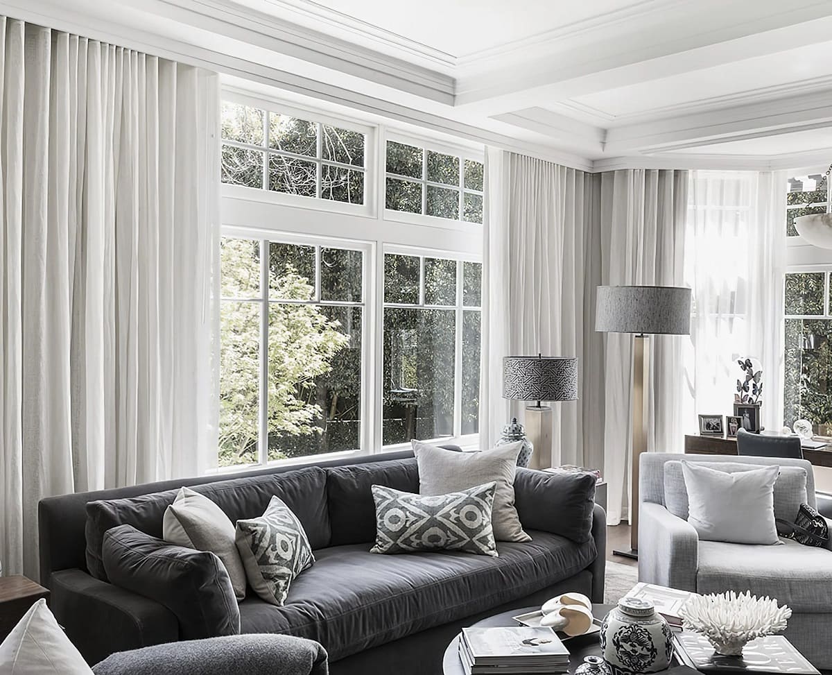 How To Choose Curtains For A Living Room: The Strategies Designers Use
