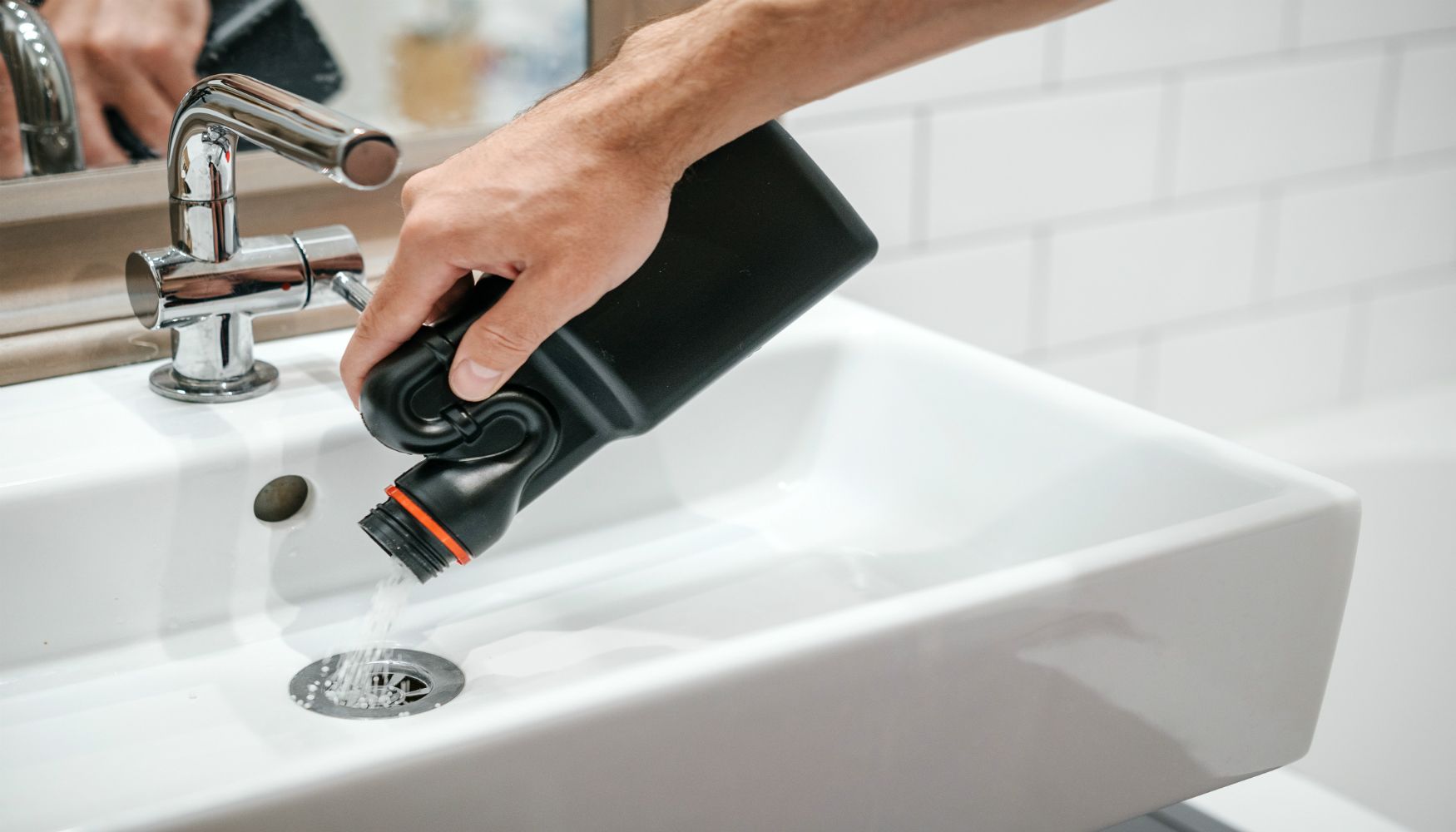 How To Clean A Bathroom Sink And Keep It Looking Pristine