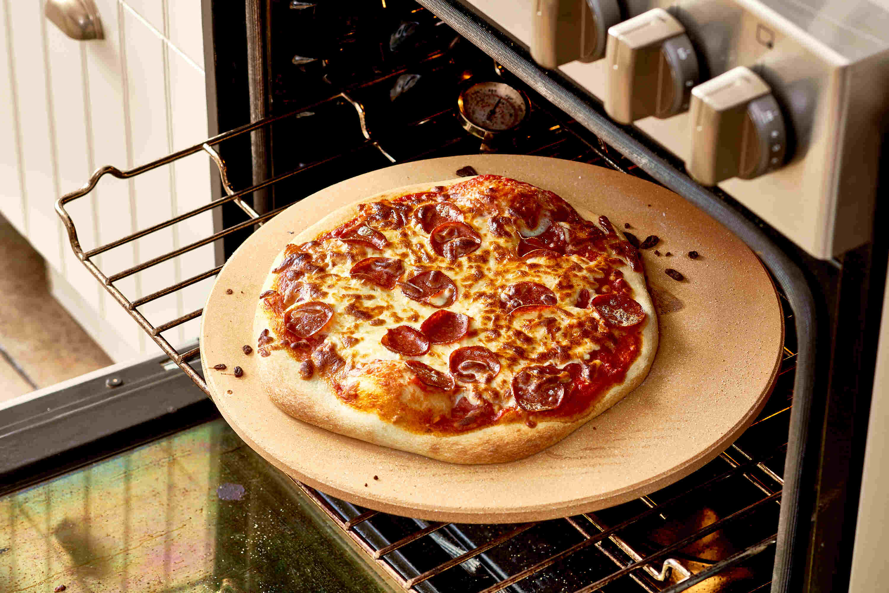 How To Clean A Pizza Stone To Remove Stuck-On Food And Stains