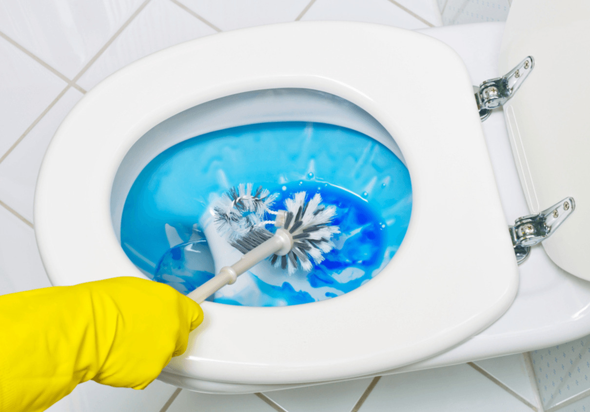 How To Clean A Toilet For A Pristine Bathroom