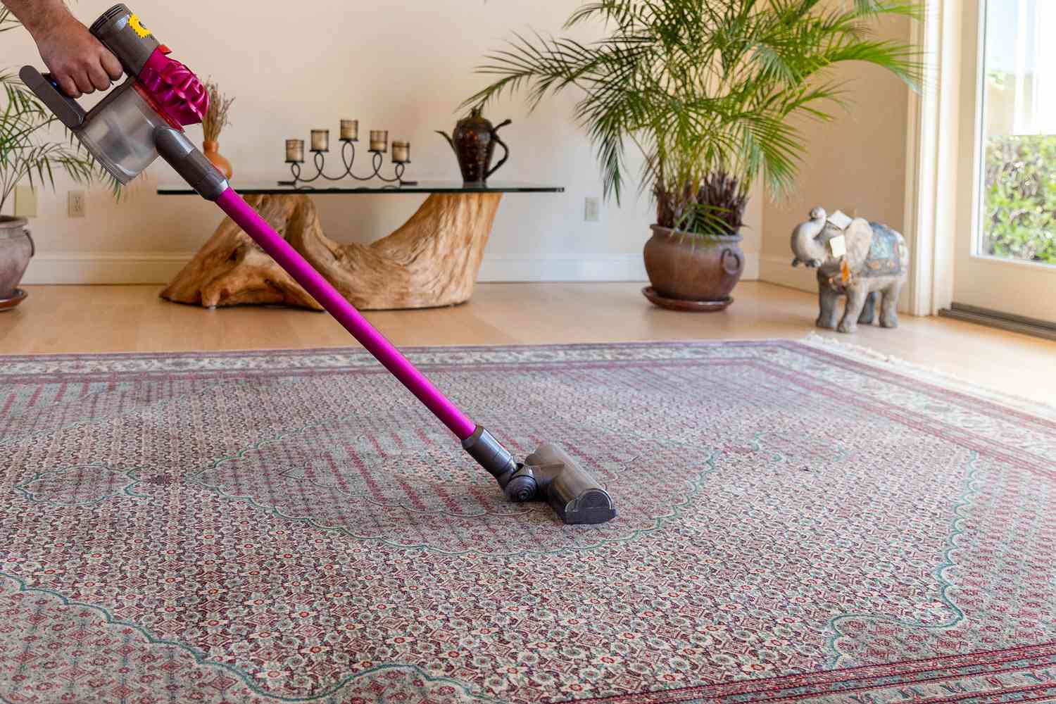 How To Clean An Area Rug: An Expert Guide
