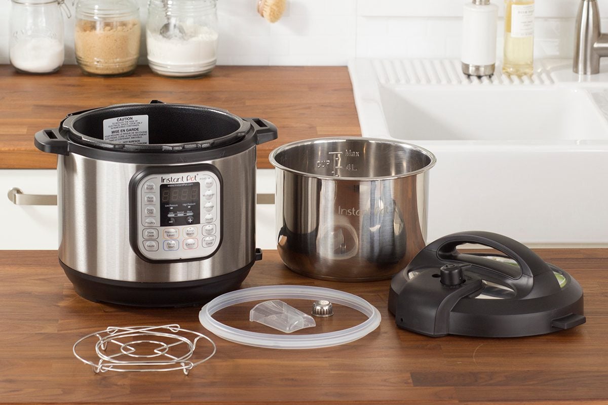 https://storables.com/wp-content/uploads/2023/08/how-to-clean-an-instant-pot-including-the-parts-you-might-miss-1693357800.jpg