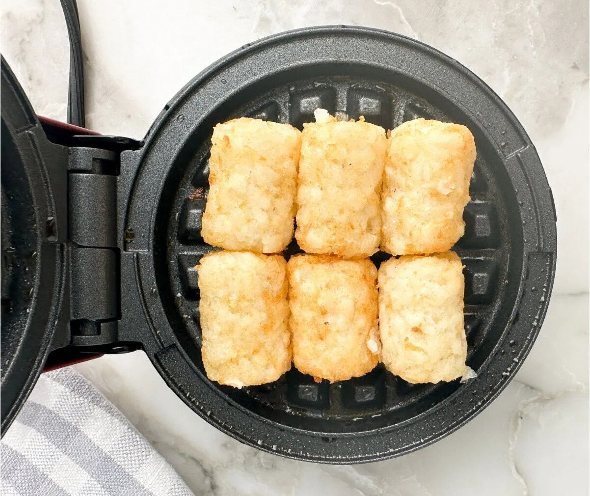How To Cook Tater Tots On A Waffle Iron