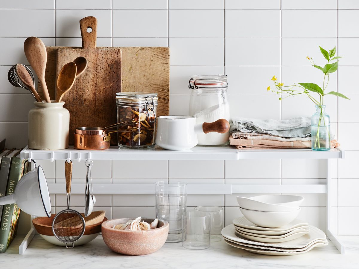 How To Decorate Kitchen Counters: 10 Ways To A Functional And Chic Space