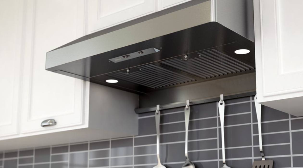 How To Install An Under Cabinet Range Hood?