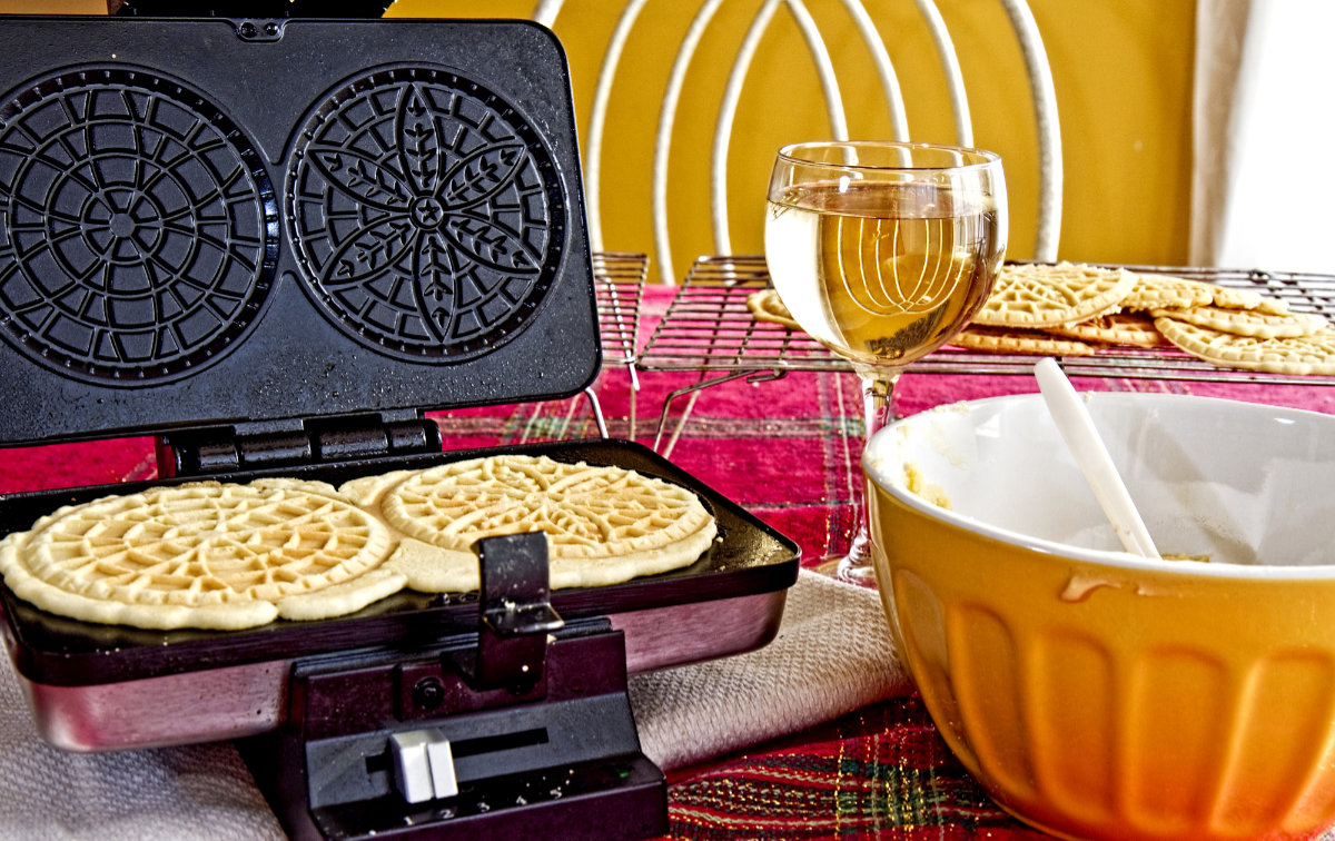How To Make Pizzelles With Waffle Iron