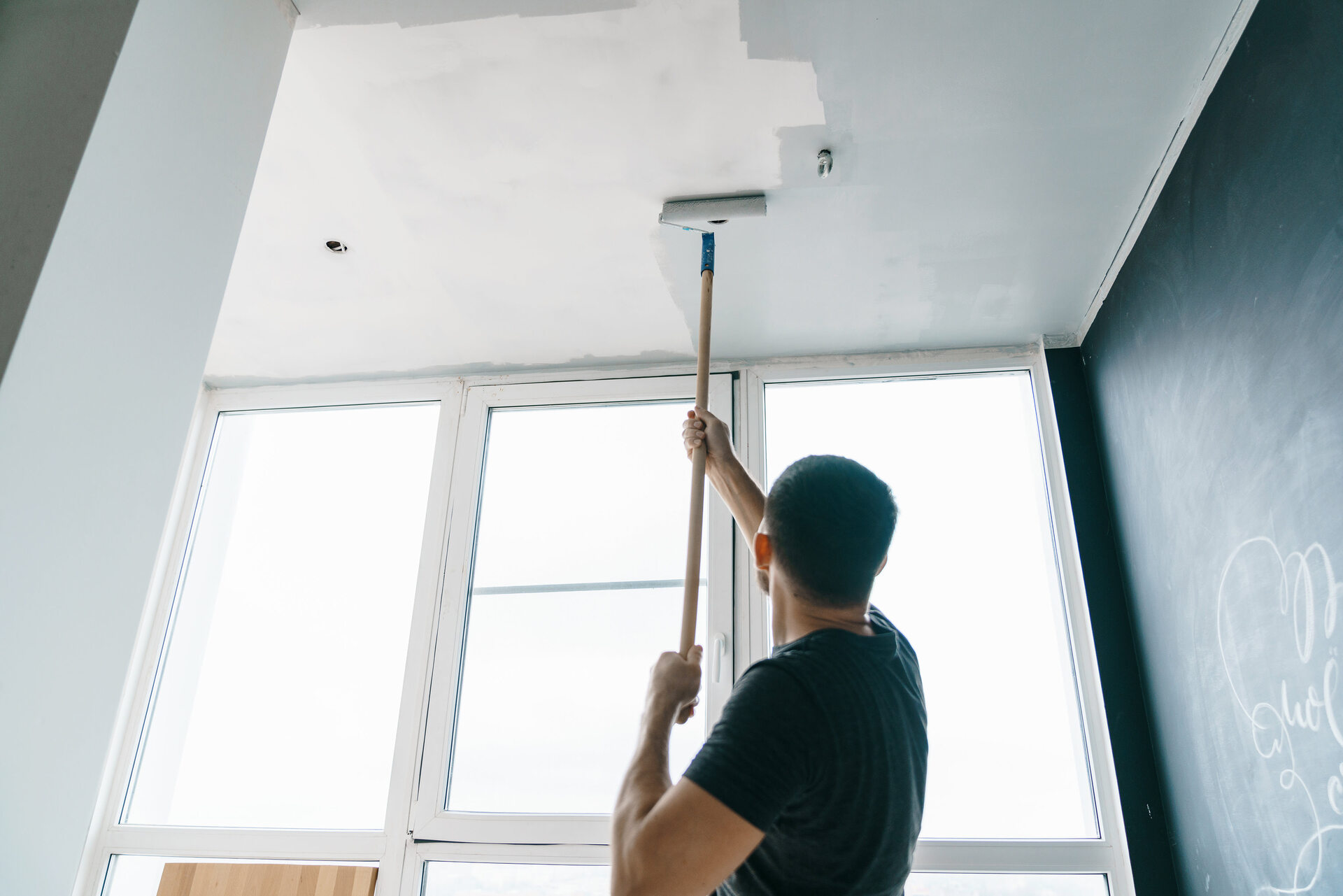 How To Paint A Ceiling: Expert Tips For A Flawless Finish