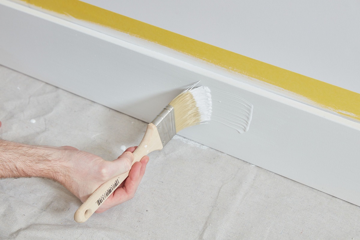 How To Paint Baseboards: According To Professional Painters