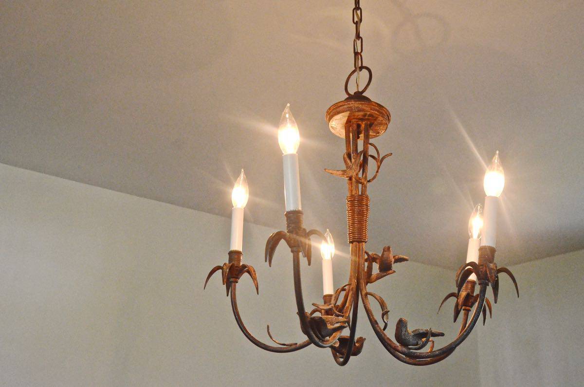 How To Repair A Chandelier In 5 Steps