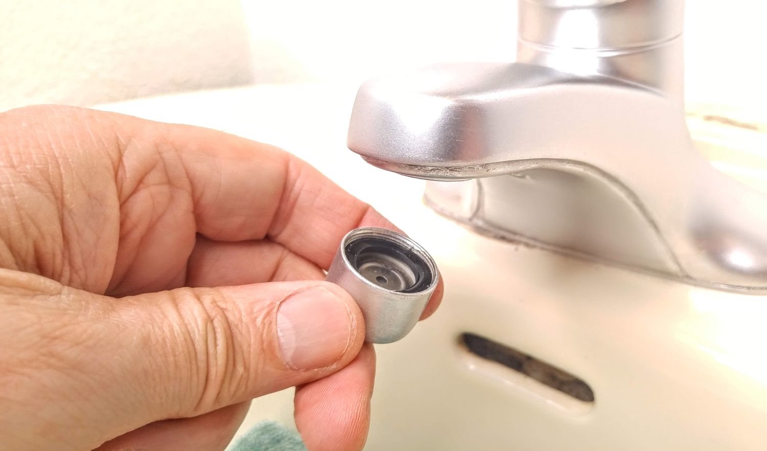 How To Replace A Faucet Aerator