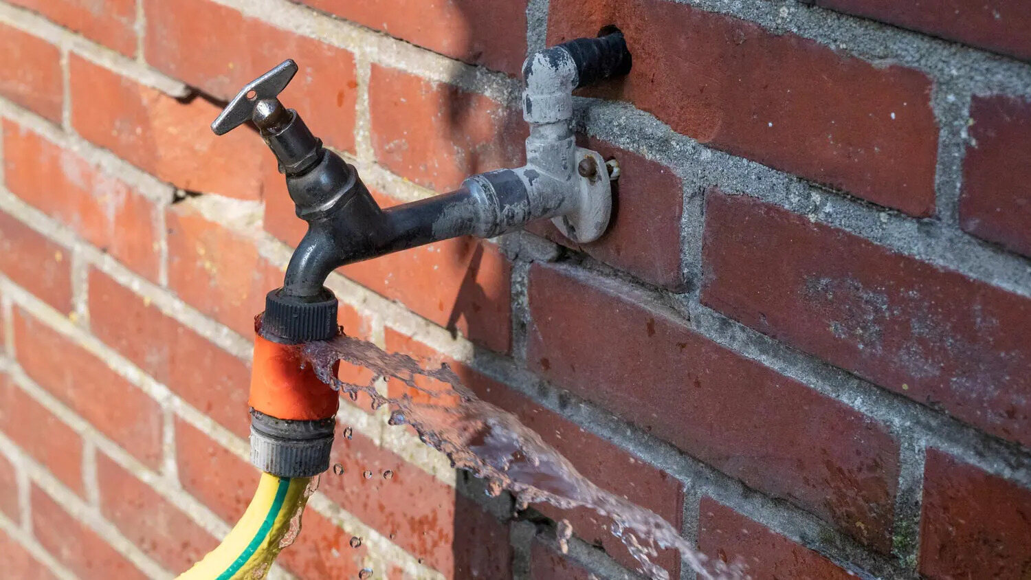 How To Replace An Outside Faucet