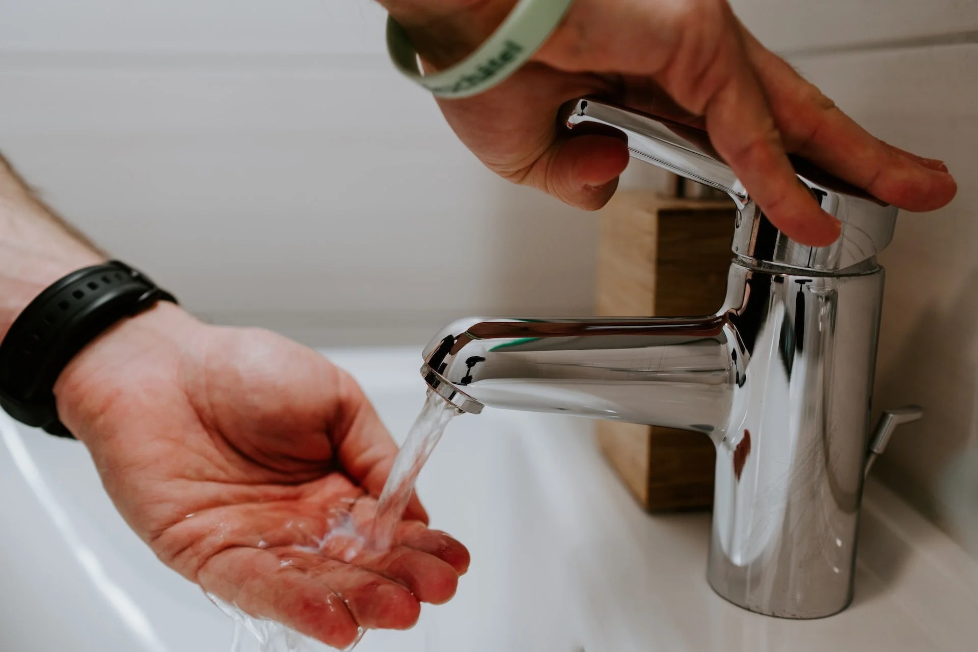 How To Save Money By Cutting Your Water Usage This Summer