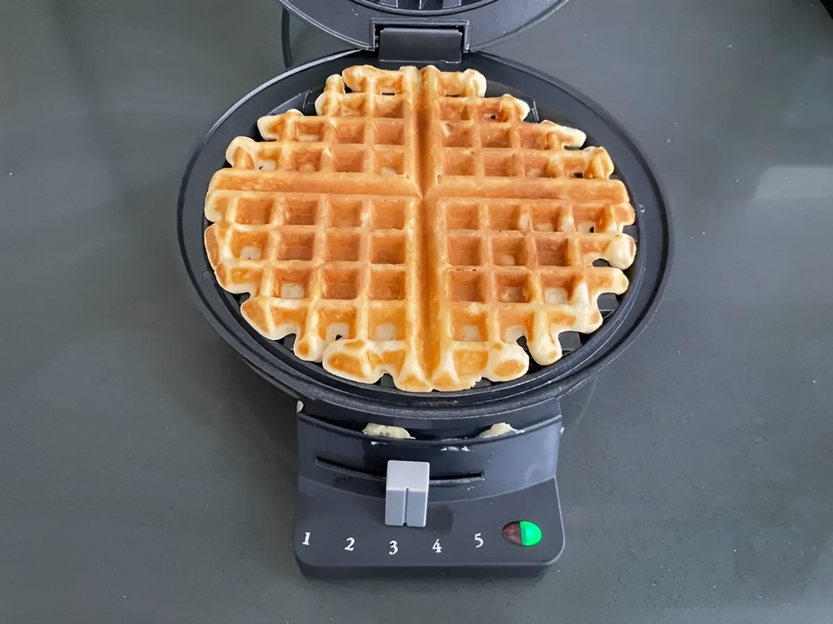 How To Tell When A Waffle Iron Is Done