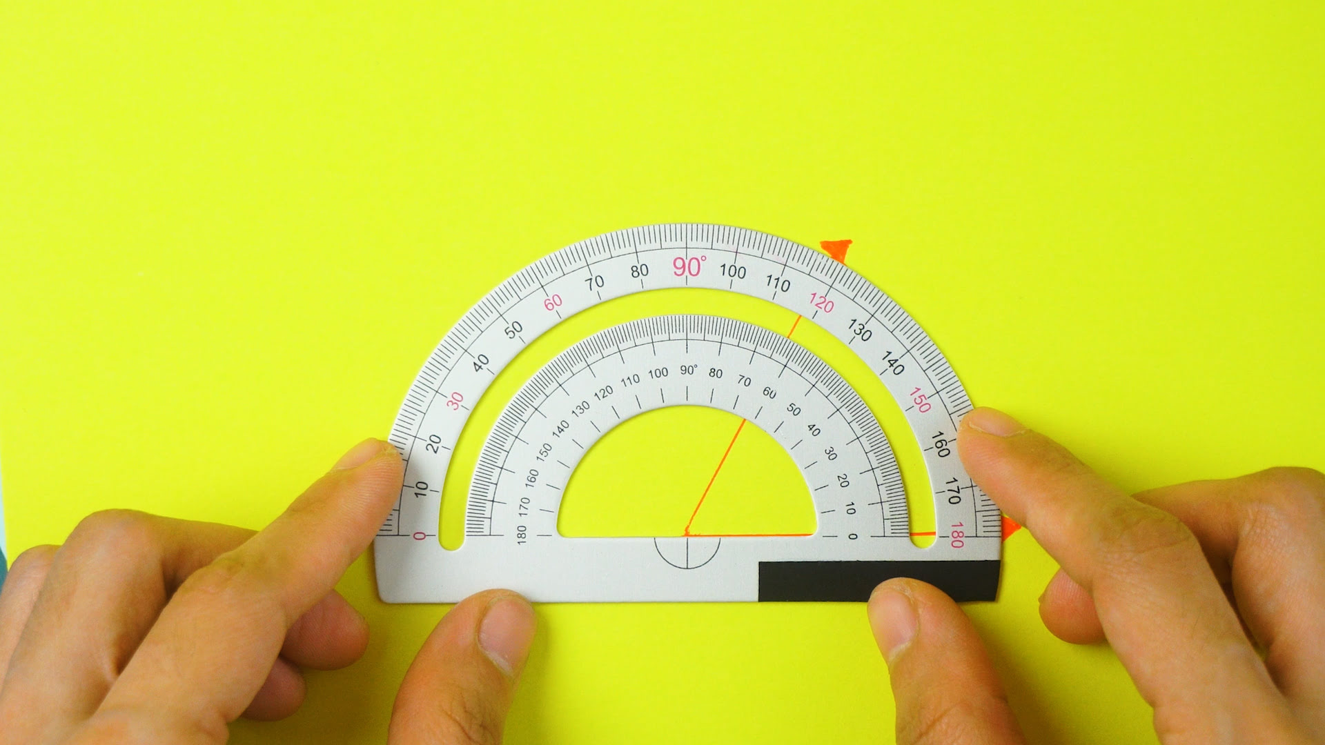 How To Use Protractor To Measure Angles