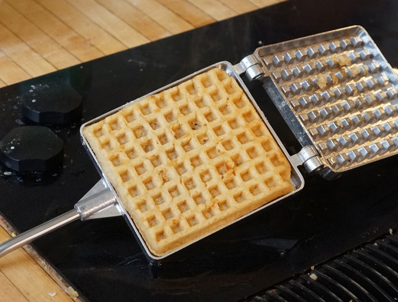 How To Use Stovetop Waffle Iron
