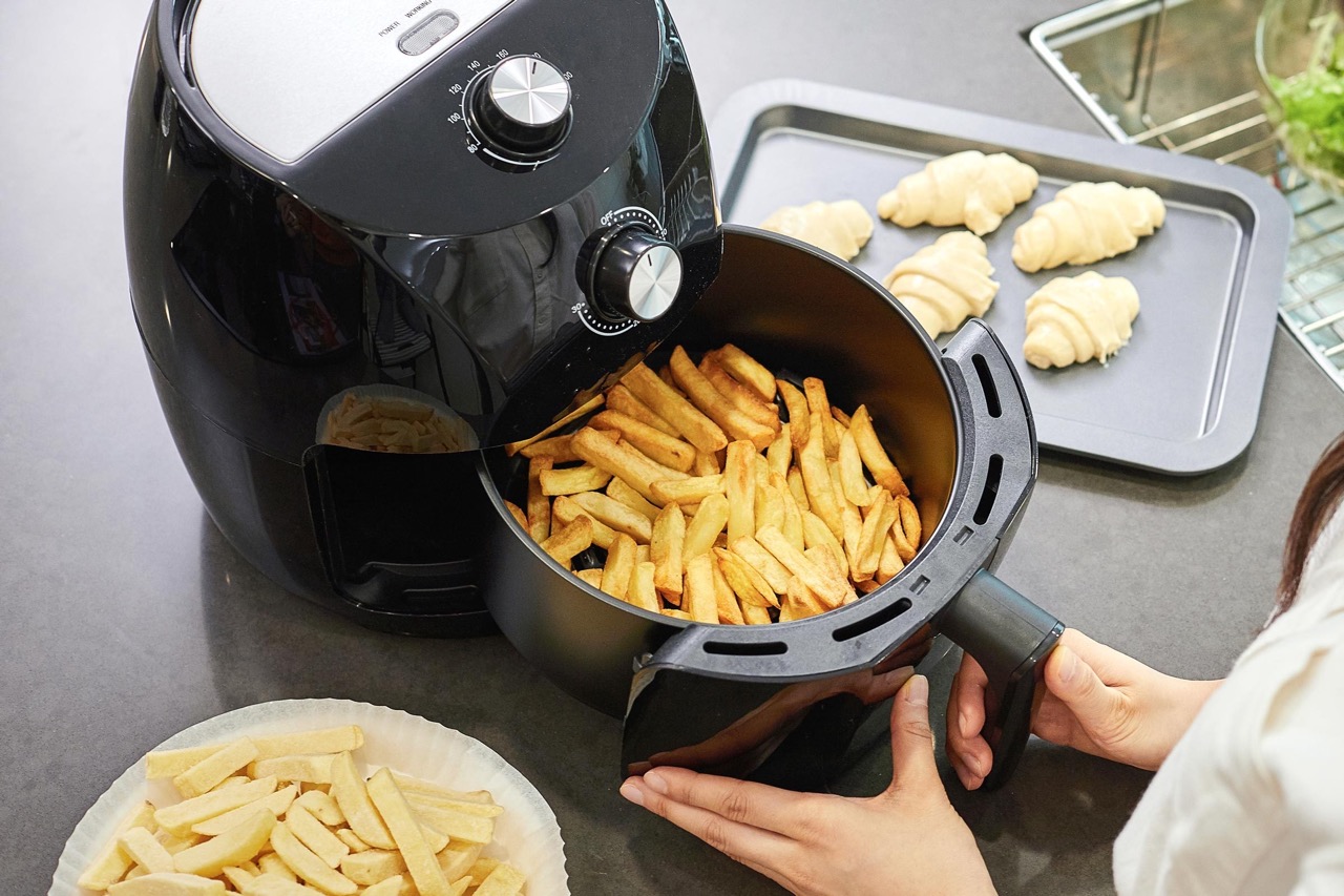 Is It Cheaper To Cook With An Air Fryer? Experts Explain