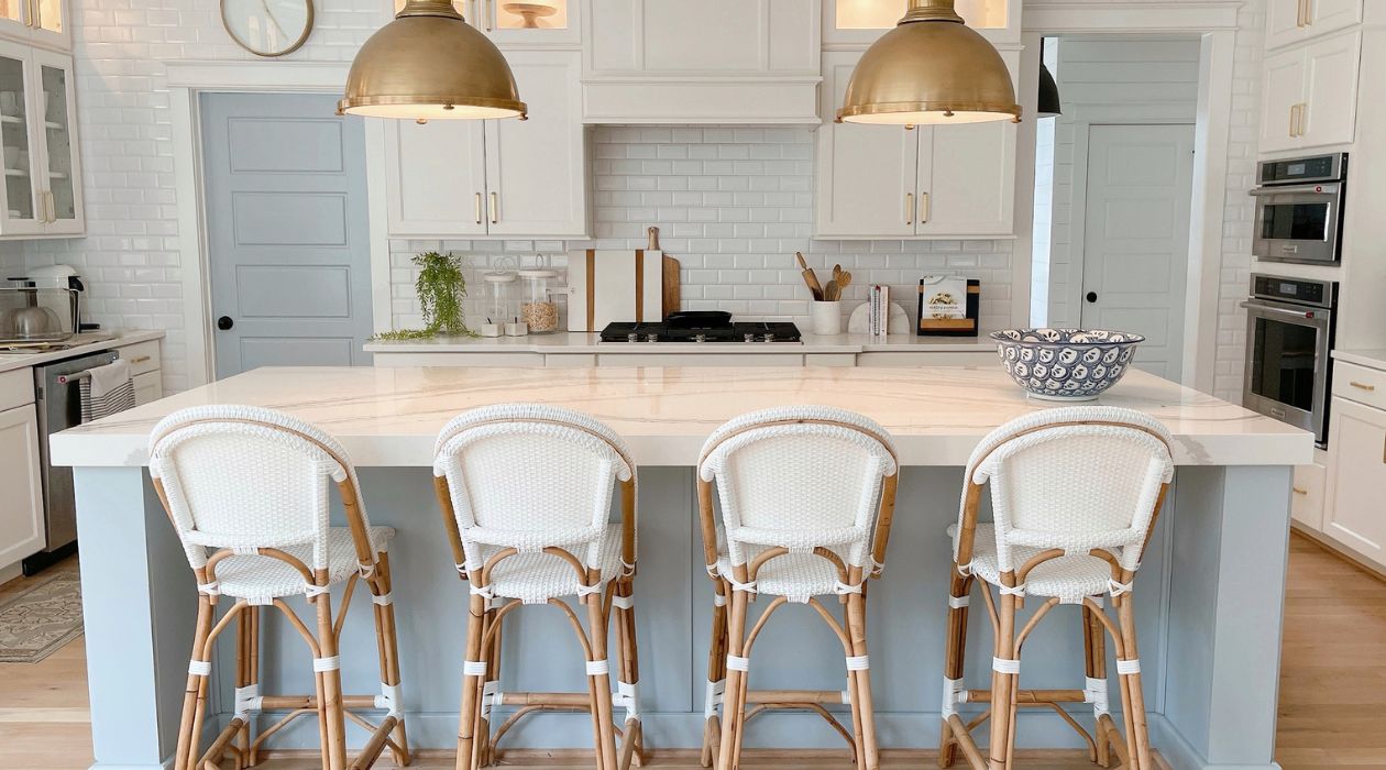 Island Paint Color Ideas: 11 Ways To Bring Personality To A Kitchen