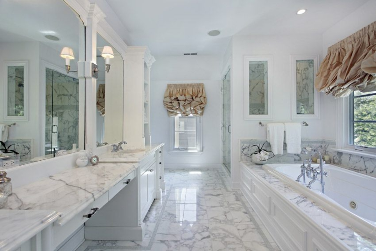 Marble Bathroom Flooring Ideas: 10 Luxury Marble Schemes