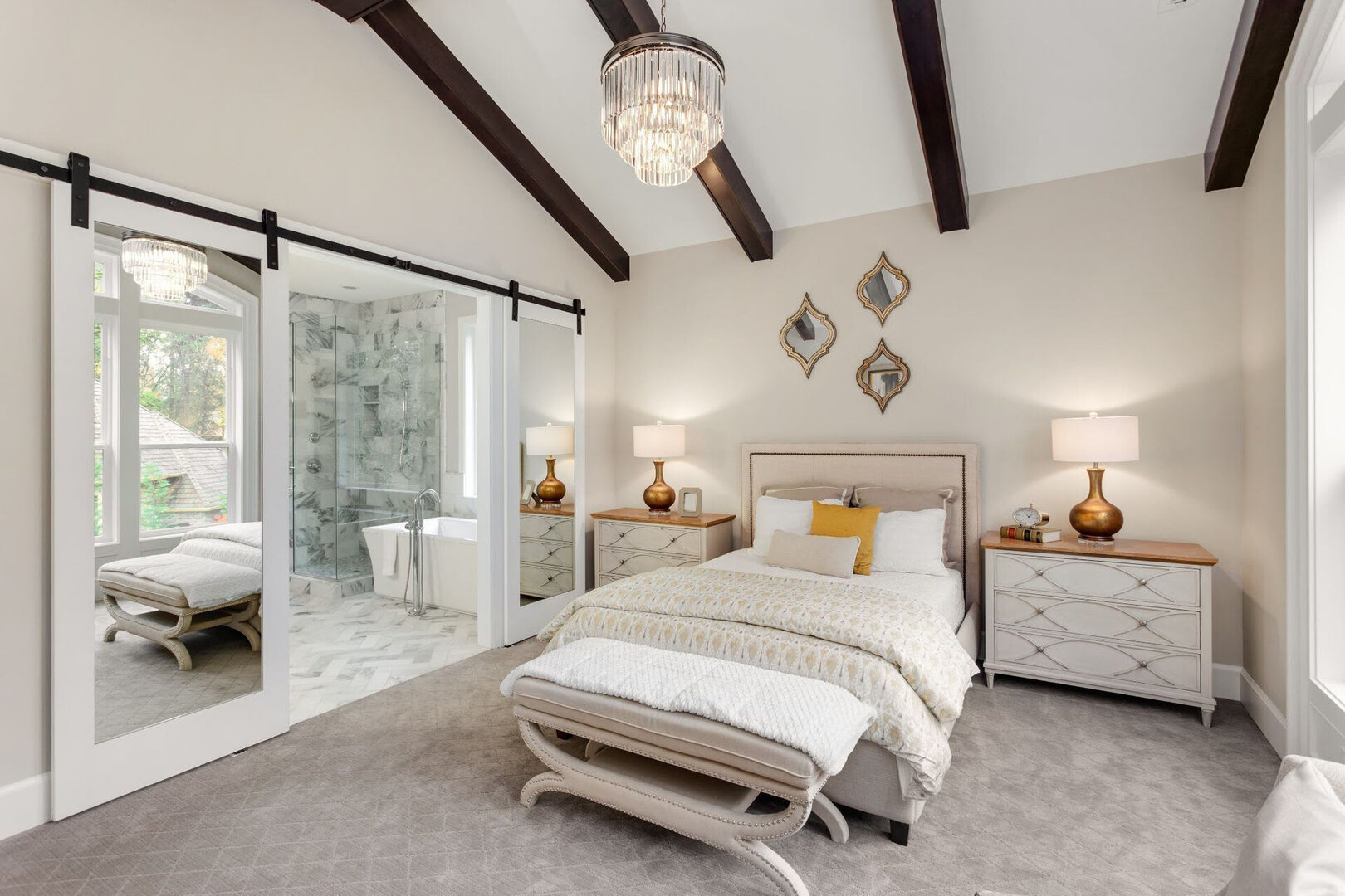 Master Bedroom Ideas With Bath: 13 Designs For A Luxurious Master Suite