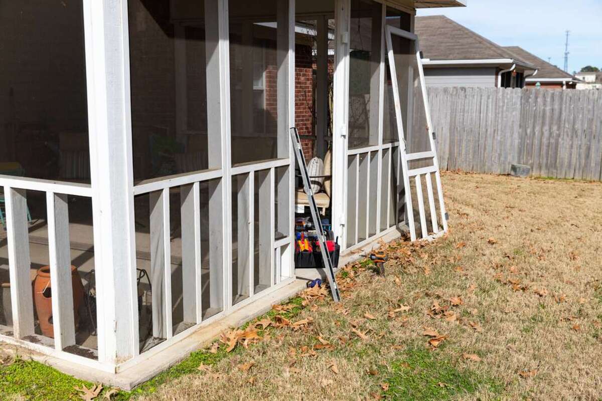 Our Step-By-Step Guide To Screen Porch Installation