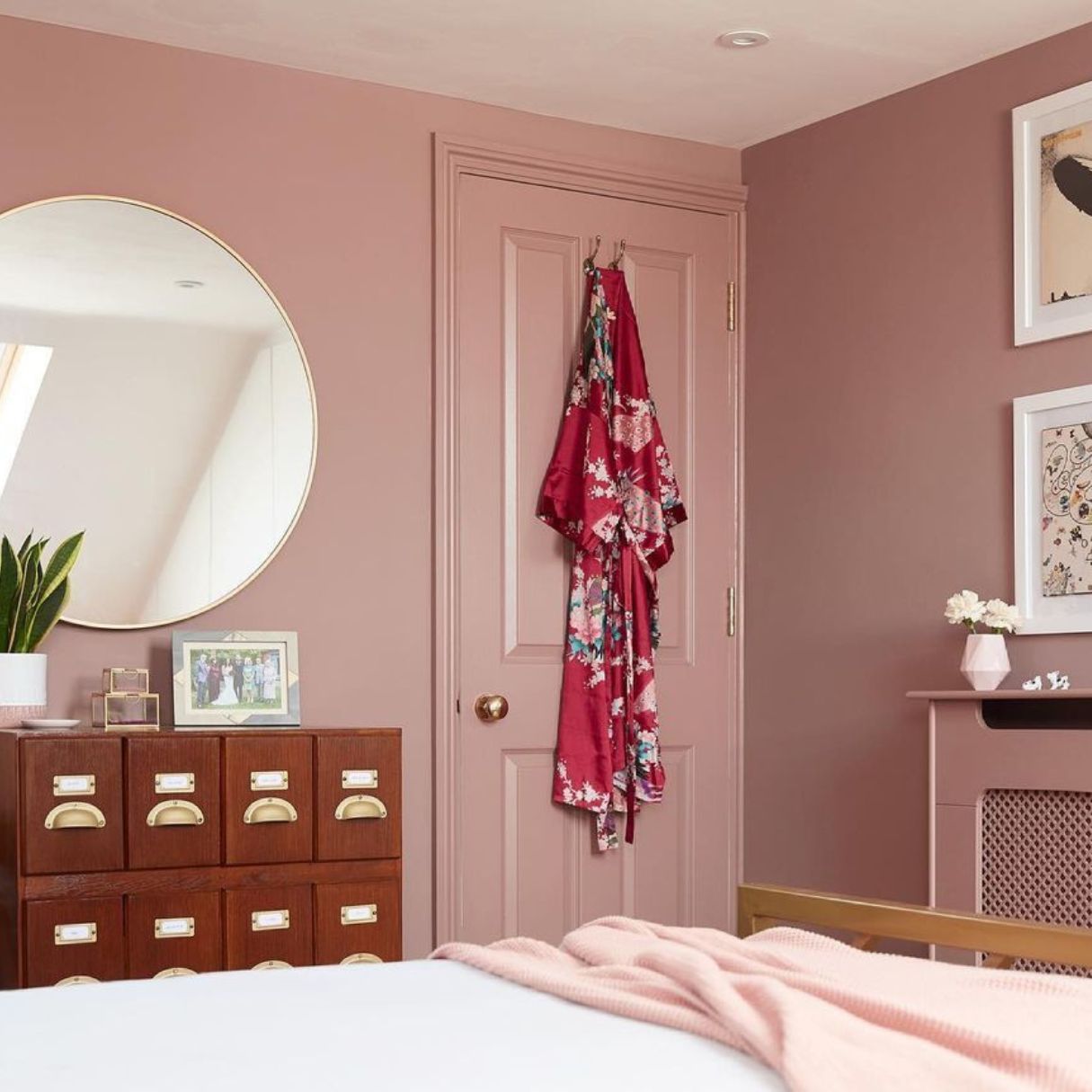 Pink Room Ideas: 34 Versatile And Soothing Designs