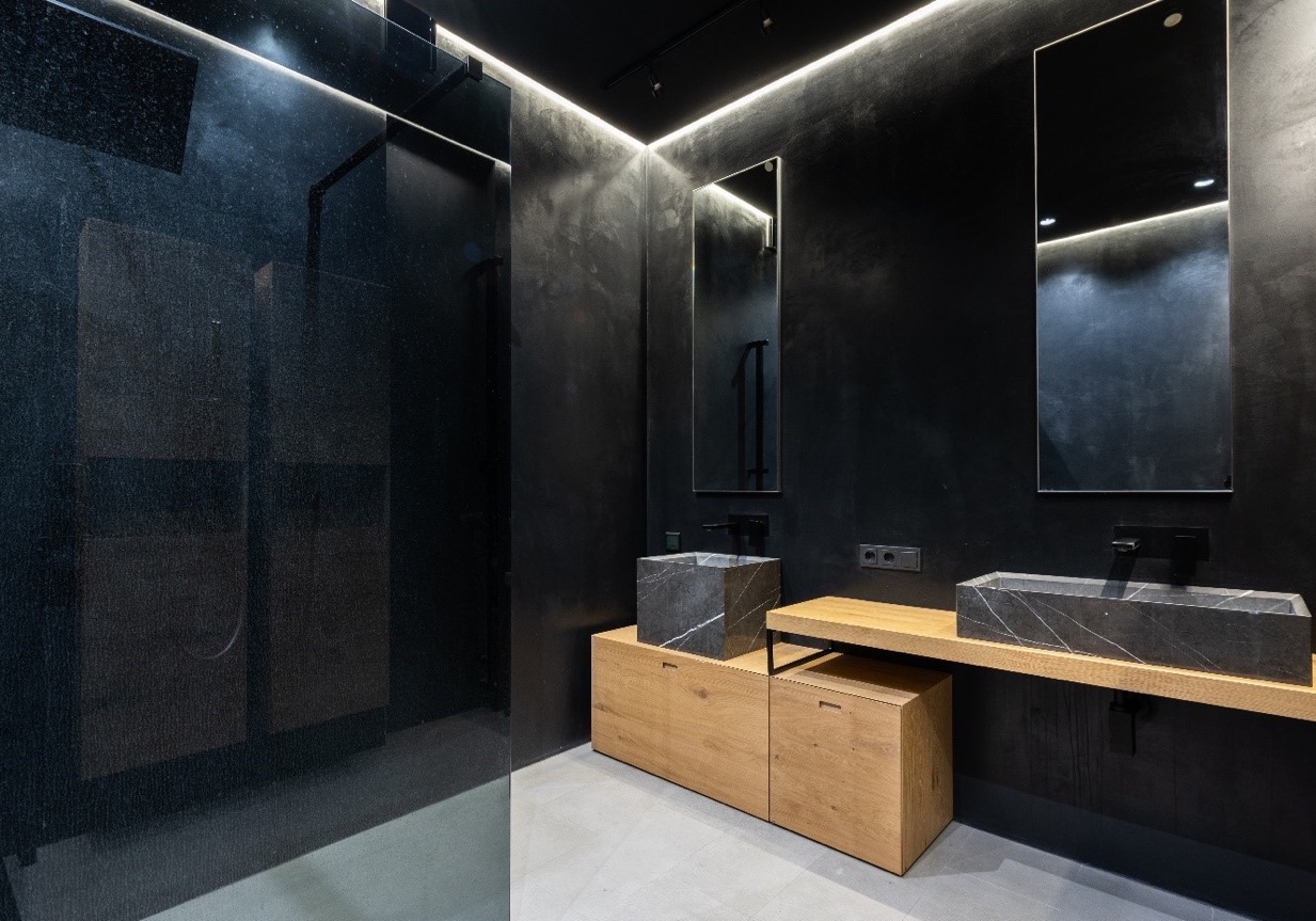 Should Bathrooms Be Light Or Dark?
