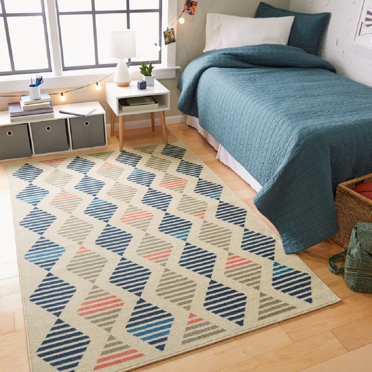 Should You Put A Rug In A Dorm Room? 4 Ways To Style Rugs