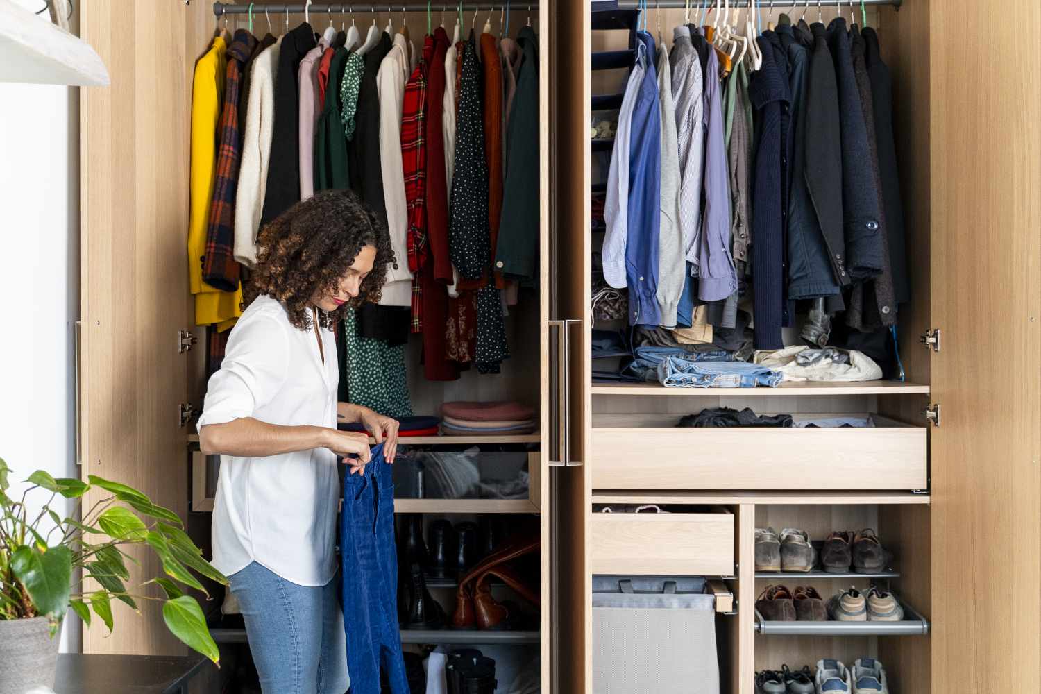 Small Closet Organizing Mistakes Experts See All The Time