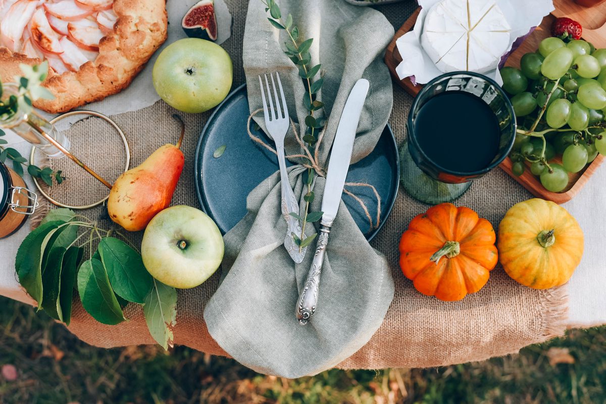Thanksgiving Table Decor Ideas: 20 Looks Your Family Will Love