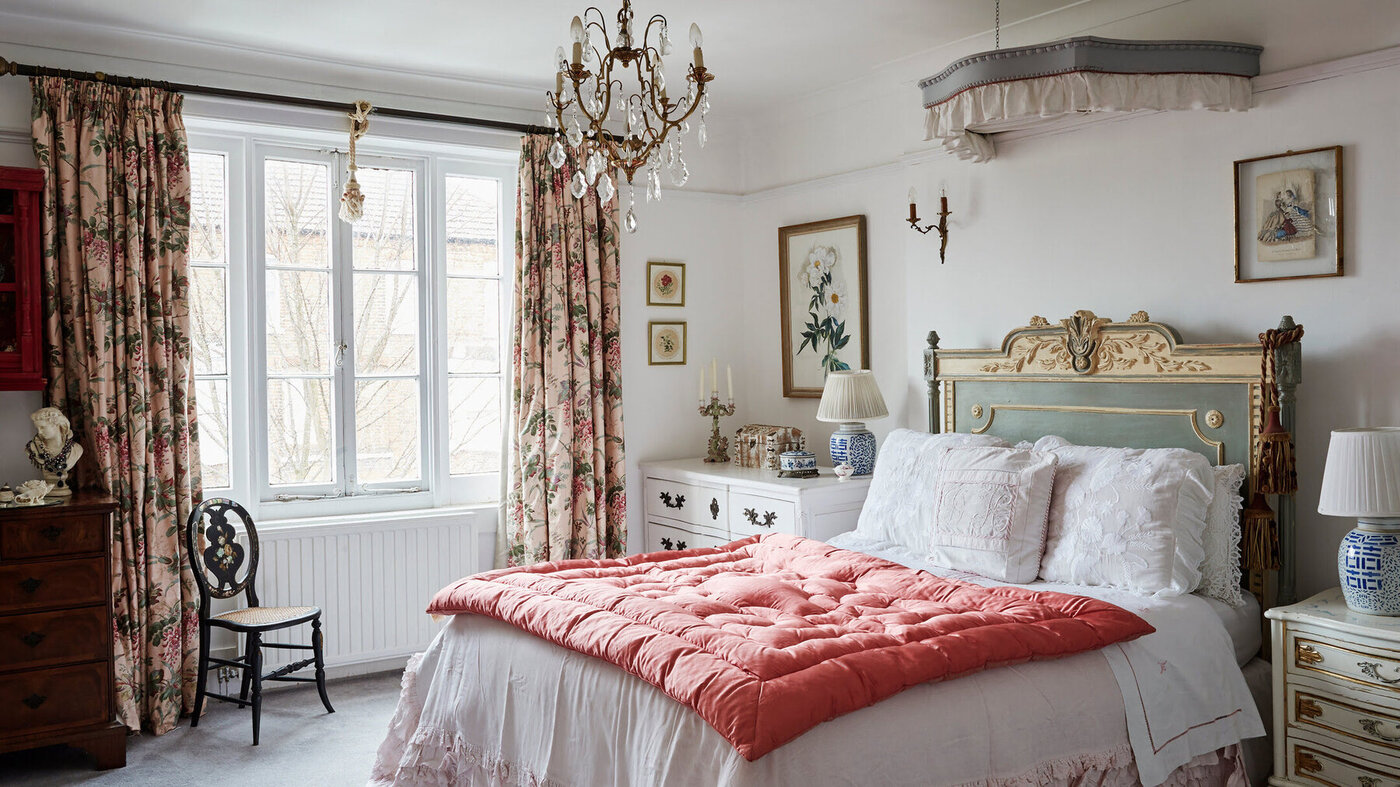 Vintage Bedroom Ideas: 11 Characterful Schemes To Inspire