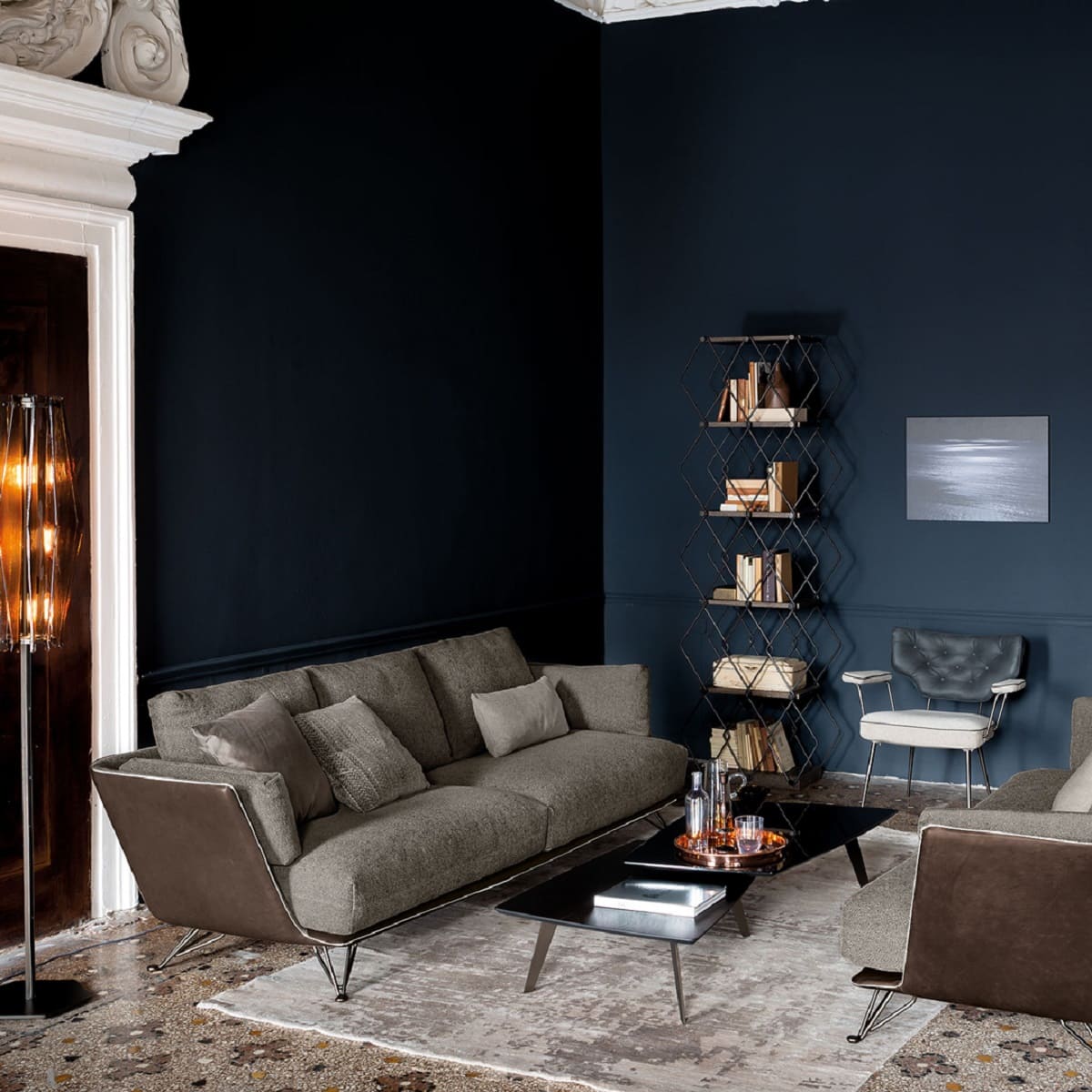 What Are The Best Dark Colors For Small Rooms? Expert Tips