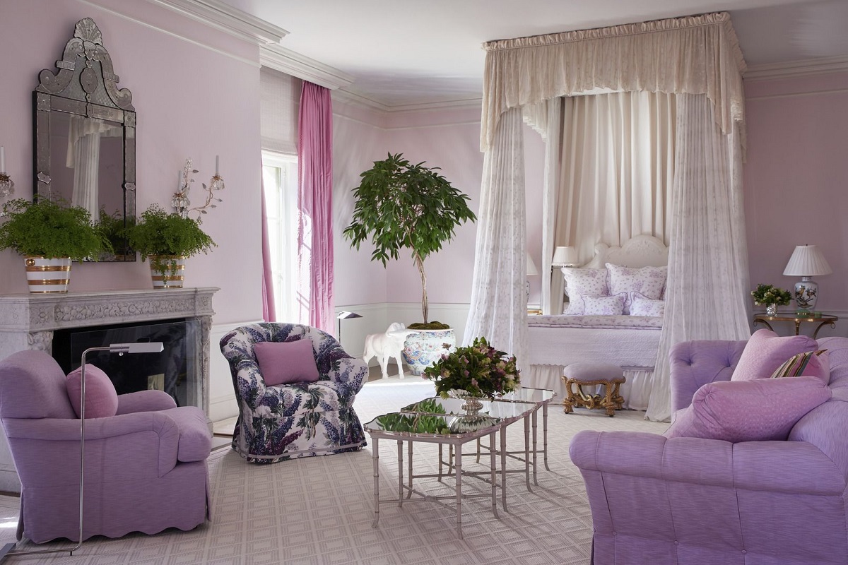 What Colors Go With Purple? Experts Suggest These Pairings