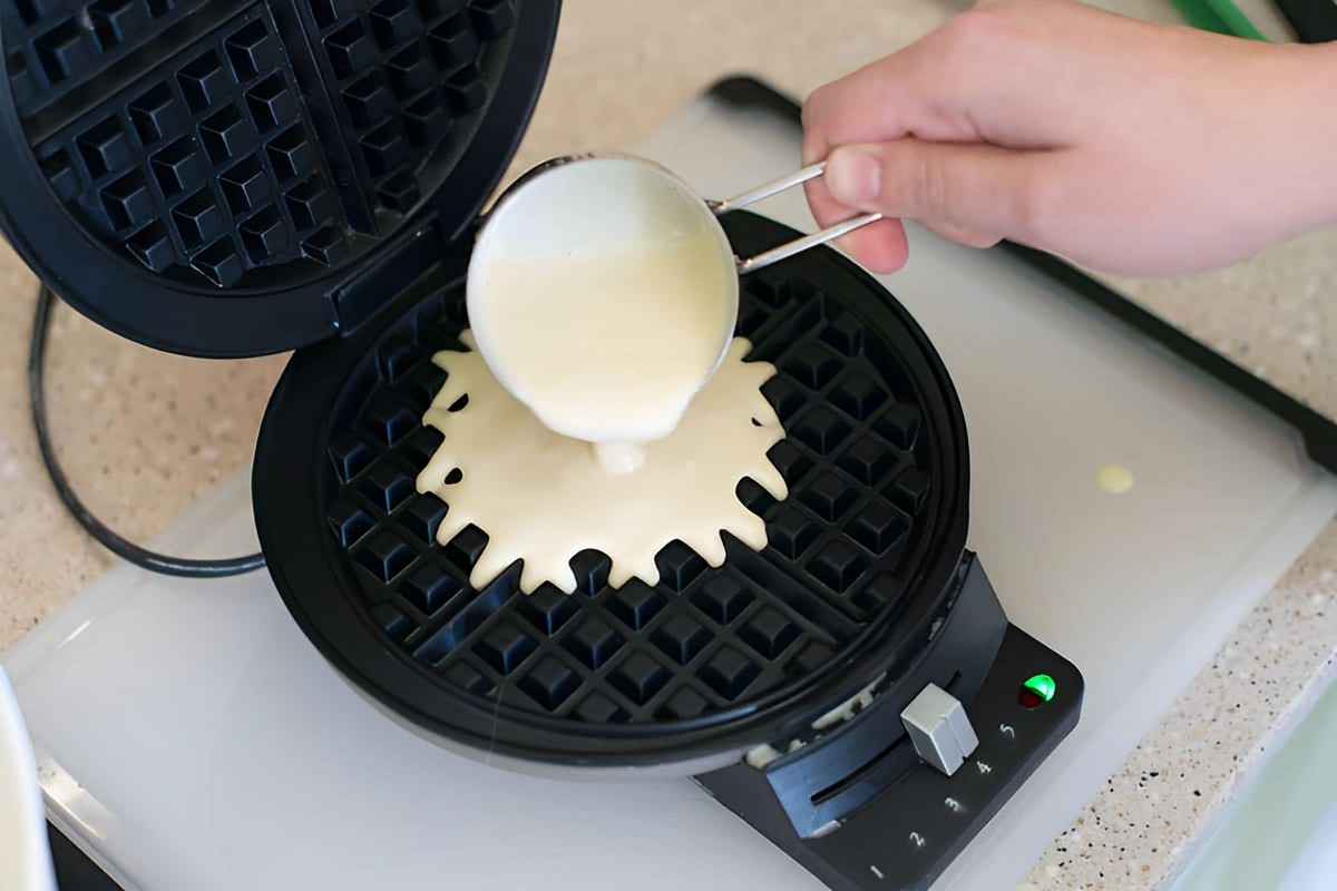 What Does Light On Waffle Iron Mean