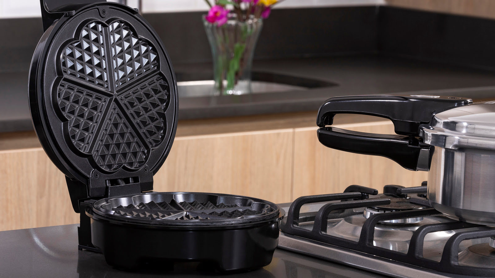 What Materials Is A Waffle Iron Made Of?