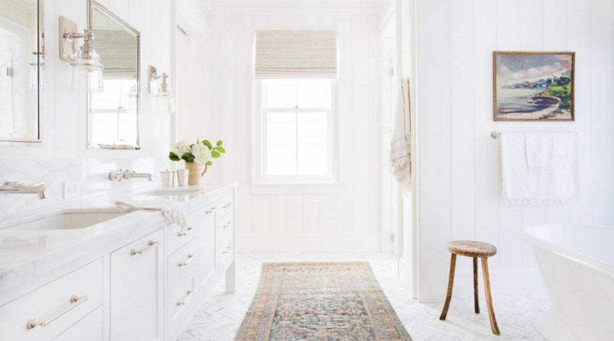 White Bathroom Ideas: 10 Ways To Decorate With White
