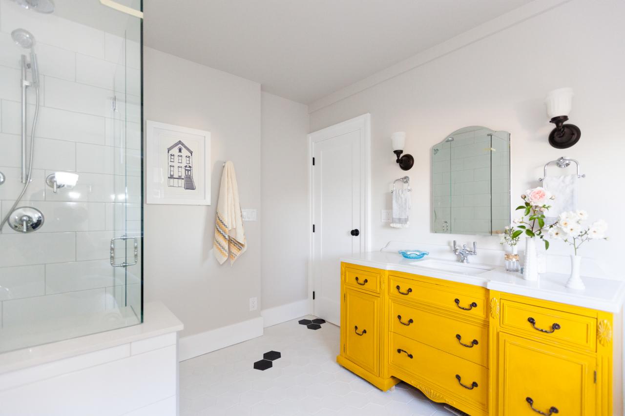 Yellow Bathroom Ideas: 10 Yellow Color Schemes For Bathrooms