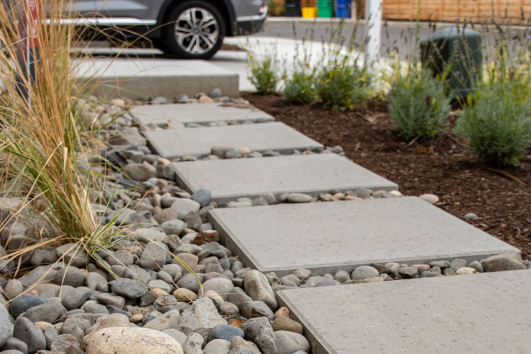 11 Unbelievable Stepping Stones For Garden Walkway For 2024
