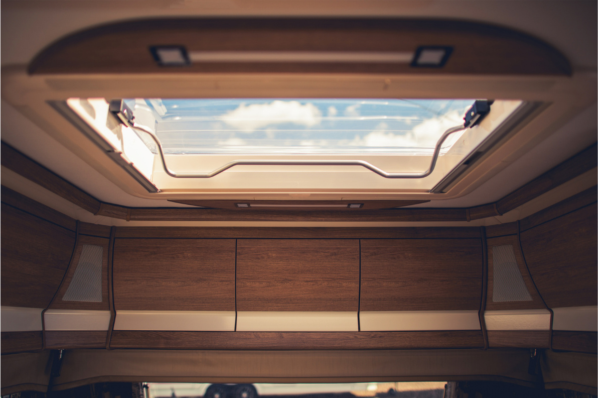 13 Amazing Camper Skylight For 2024