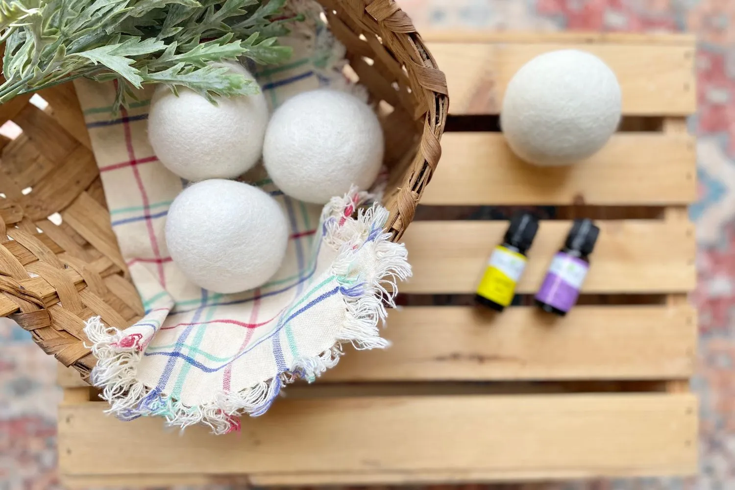 15 Incredible Essential Oil Dryer Balls For 2023