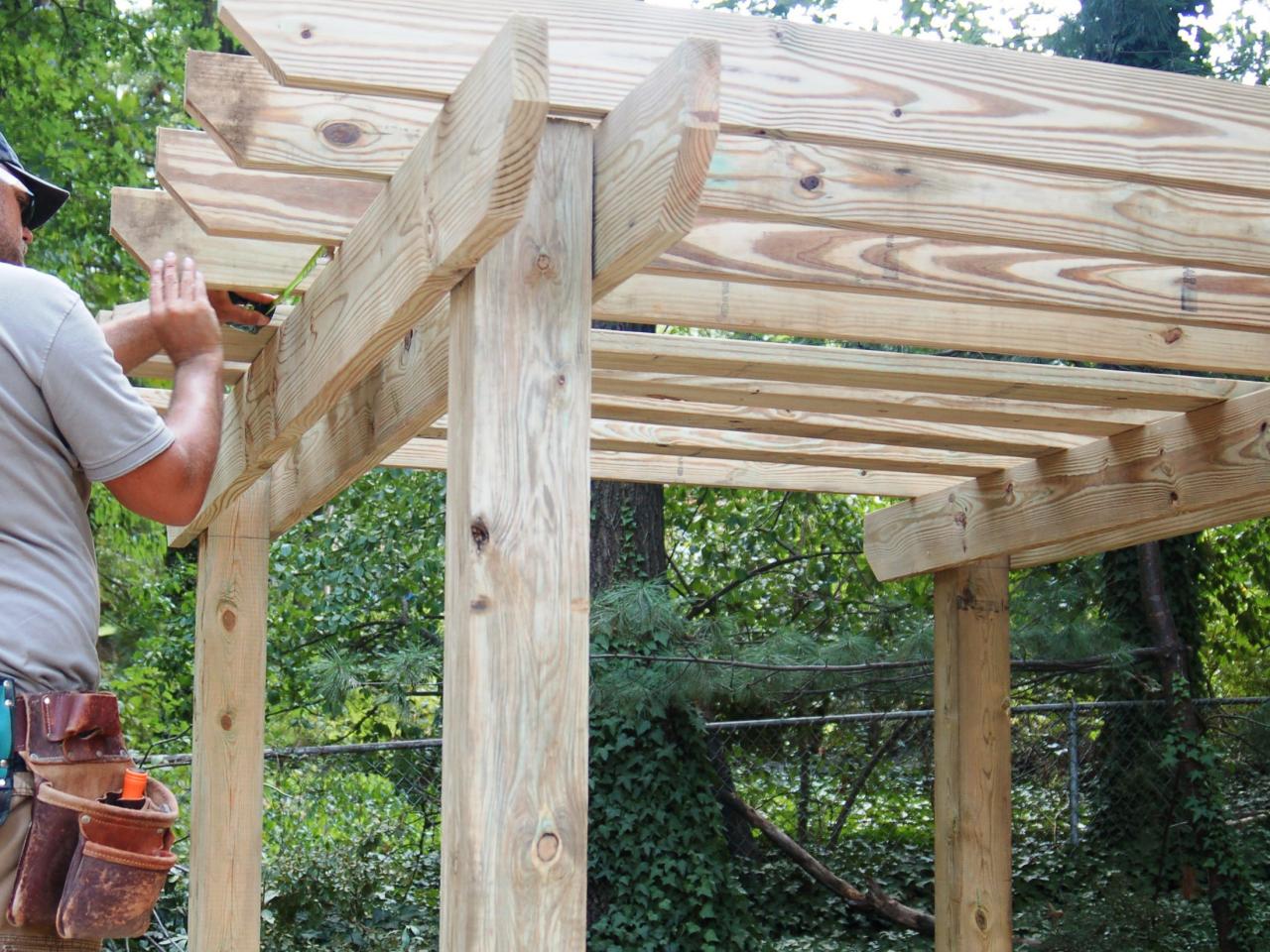 Build A DIY Pergola With Planters In A Few Weekends